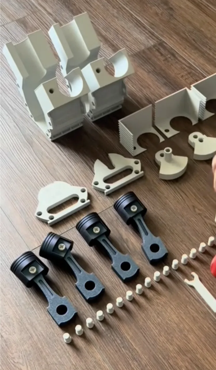 V4Engine — toutes les pièces du kit avant montage